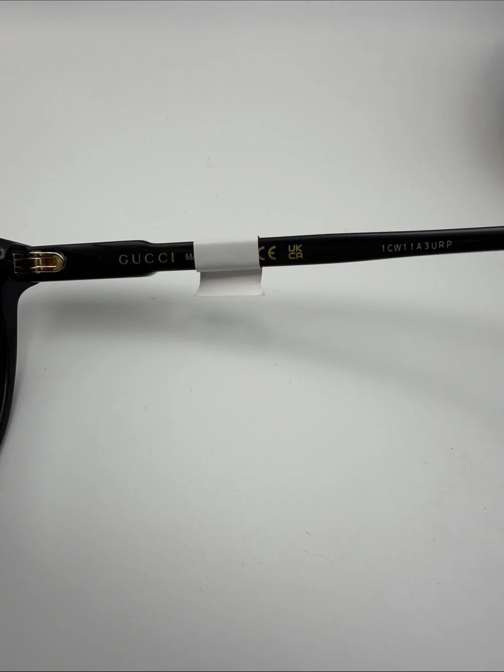 NEW Gucci  Black Round-Edge Sleek Sunglasses - Picture 6 of 10